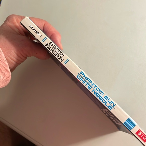 📚2/$6  White Needle #5 & Phantom Sun #6 in the Shadow Squadron Series - Picture 3 of 14